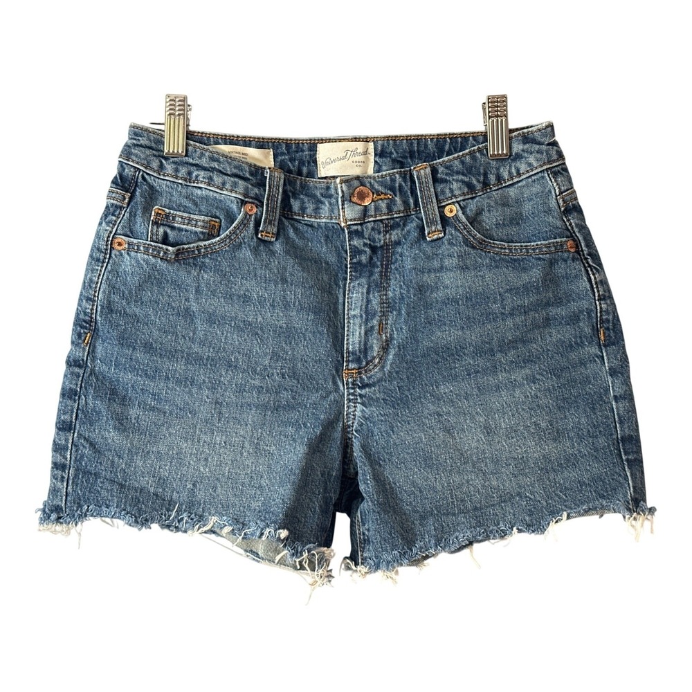 Universal Thread Womens Vintage Midi Frayed Hem Denim Shorts Size 0/25R Made In